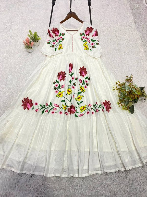 This Summer Season Wear Trendy Co-Ord Set With Embroidery Work (LG-2111)