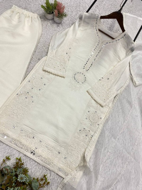 This Season Wear Our Beautiful Real Mirror With Embroidered Top , Salwaar With Dupatta (LG-2107)