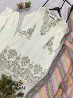 This Season Wear Our Beautiful Printed Top , Salwaar With Dupatta In  Roman Fabric (LG-2102)