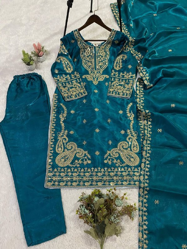 This Summer Season Wear Trendy Co-Ord Set With Embroidery Work (LG-2092)
