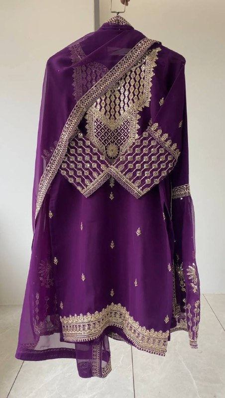 This Wedding Season Wear Our Three Piece Outfit With Sequence Embroidered Worked Top, Farsi Salwaar And Dupatta (LG-2084)