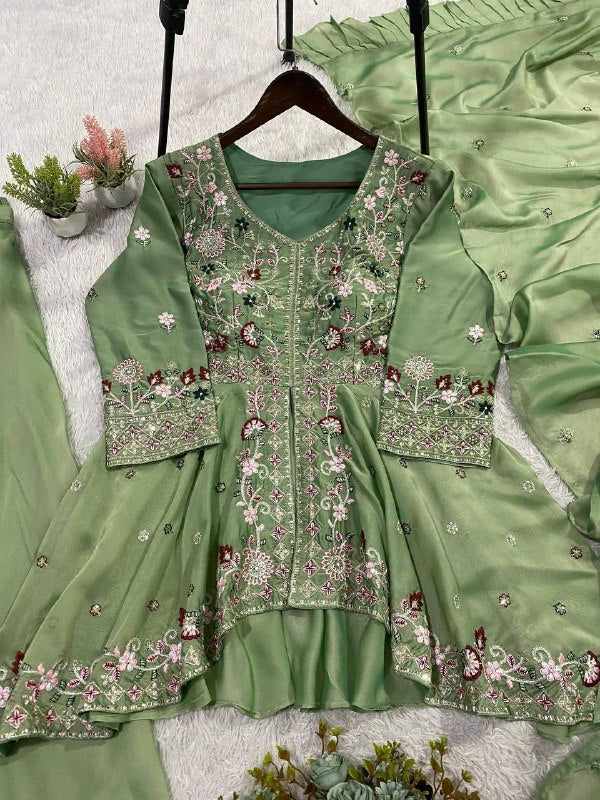 Hania Amir Inspired Summer Season Wear Pakistani Suit With Embroidered Top, Plazzo And Dupatta (LG-2077)