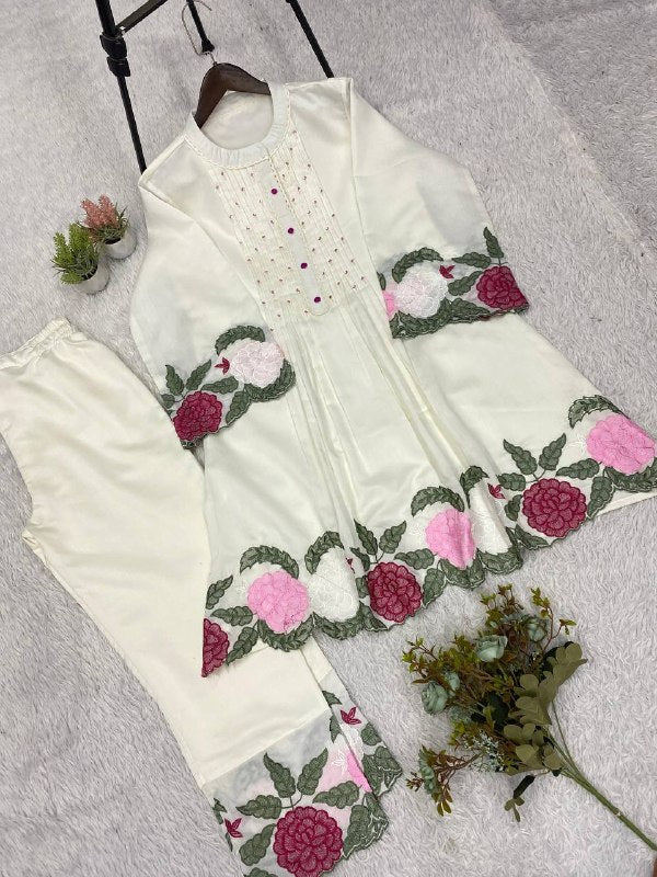 Ivory Trendy Co-ord Set with Floral Embroidery Work