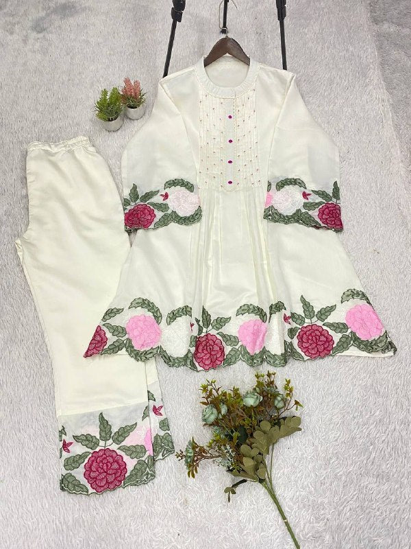 Ivory Trendy Co-ord Set with Floral Embroidery Work